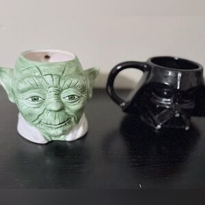 Star Wars Green Yoda and Black Darth Vader Mug Set